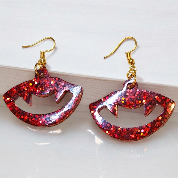 Vampire Teeth/ Handmade Resin Earrings - Picture 5 of 5